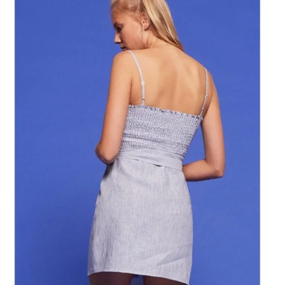 ✨NWT Reformation Playa Dress - Picture 2 of 3